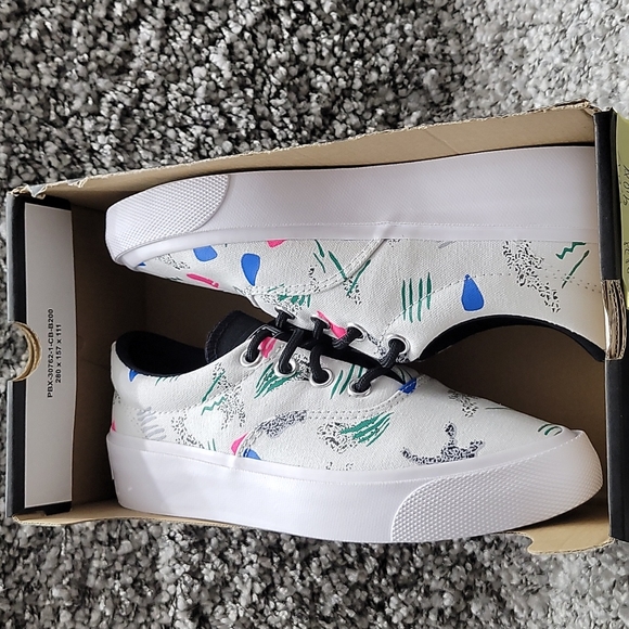 Converse Brand new in the box no lid - Picture 14 of 16